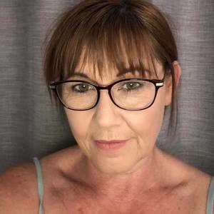 Meet your Posher, Suzanne